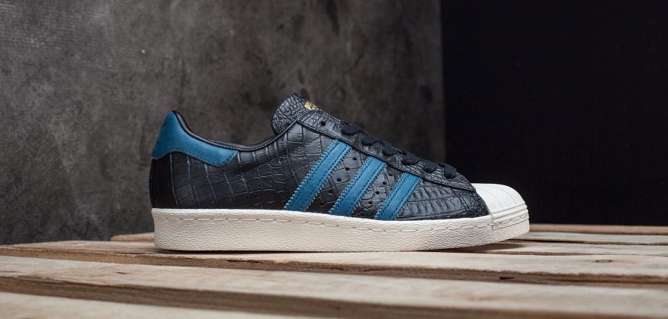 4)adidas-superstar-80s-core-black-blue-gold-metallic